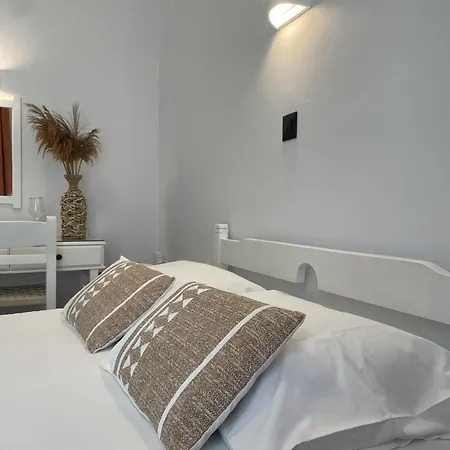 Hotel Syrianos Naxos City