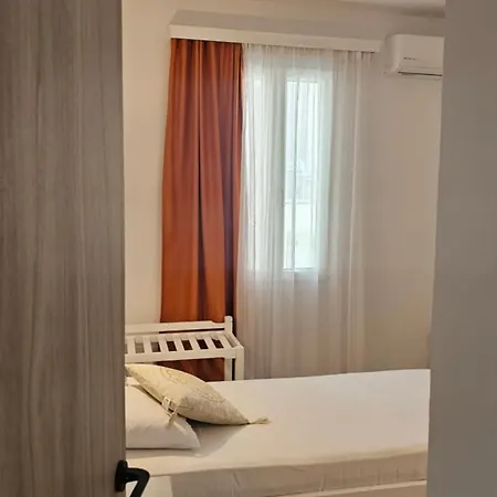 Hotel Syrianos Naxos City