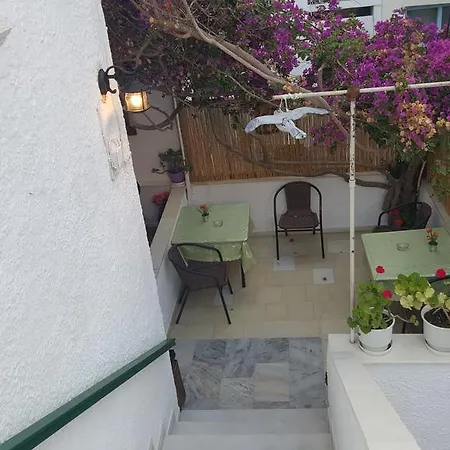 Hotel Syrianos *